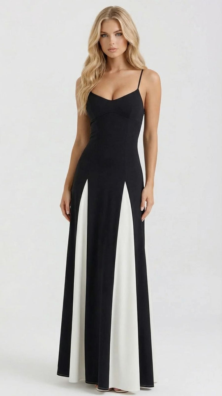 Solara Flare Maxi Dress - Black &amp; White